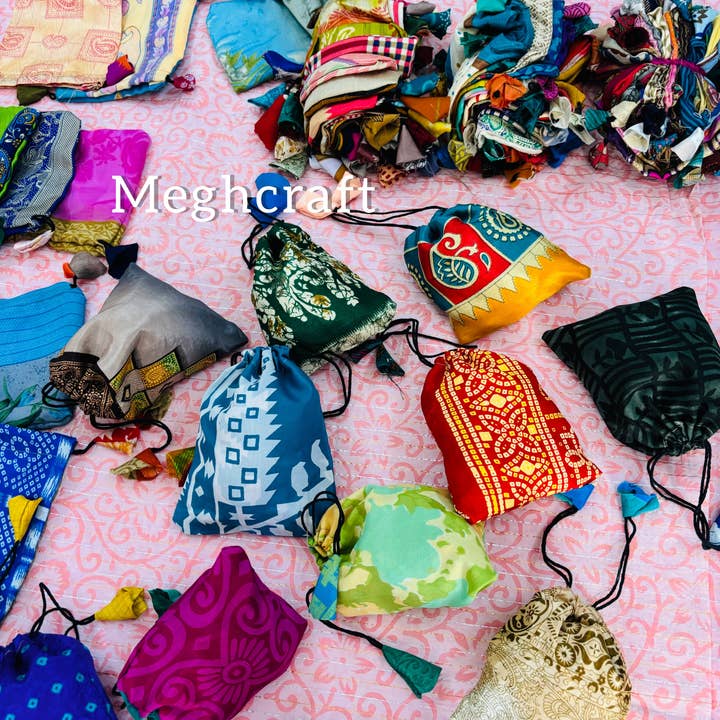 Meghcraft - Wholesale Gift Bag - Upcycled Silk Jewelry pouch-Gift Bag bulk-recycle Silk pouch