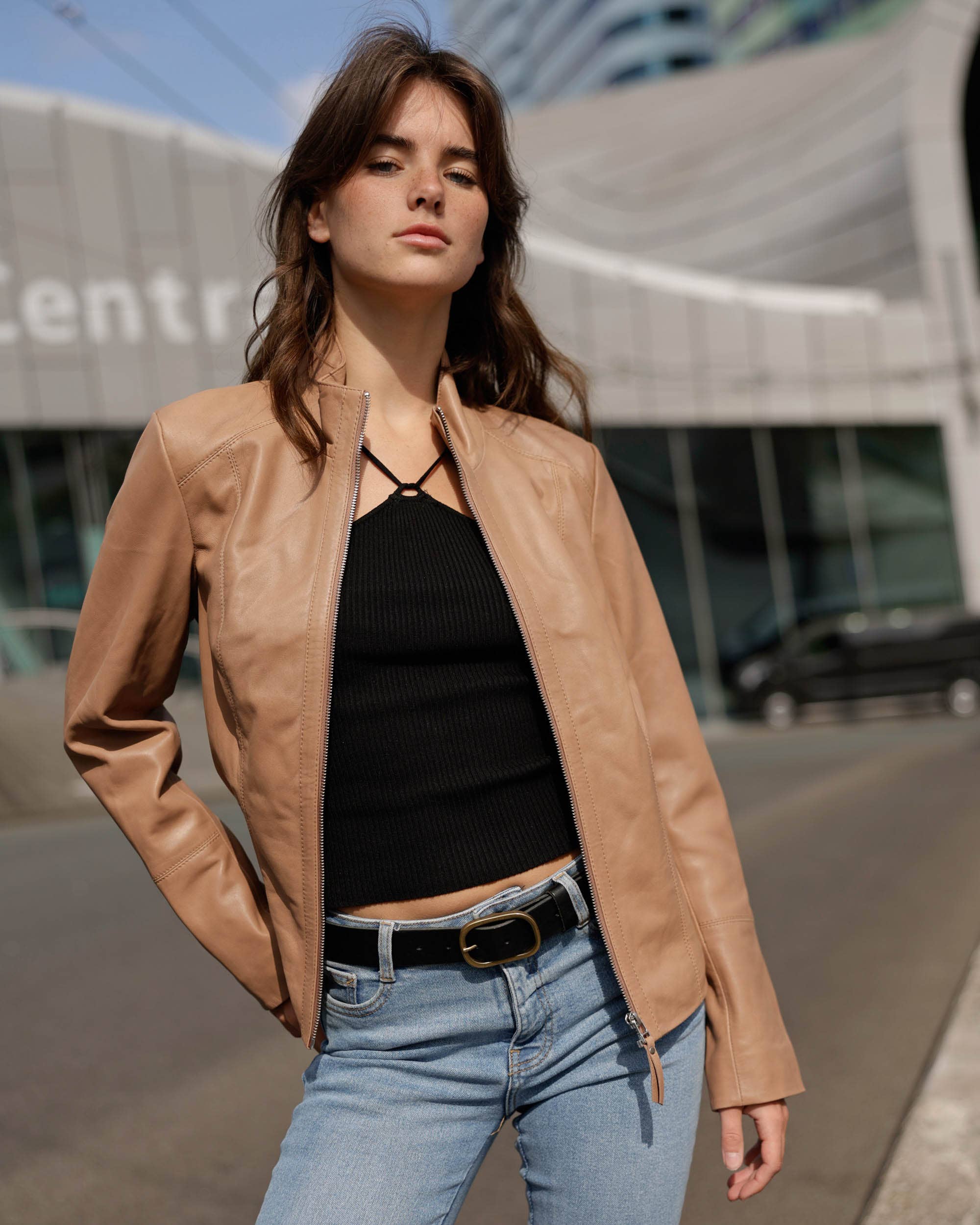 Amsterdam Heritage Leather Belts, Bags, Jackets & Apparel - Vente Ceinture – femme - Marin | Ceinture en cuir doré à boucle ovale pour femmes1