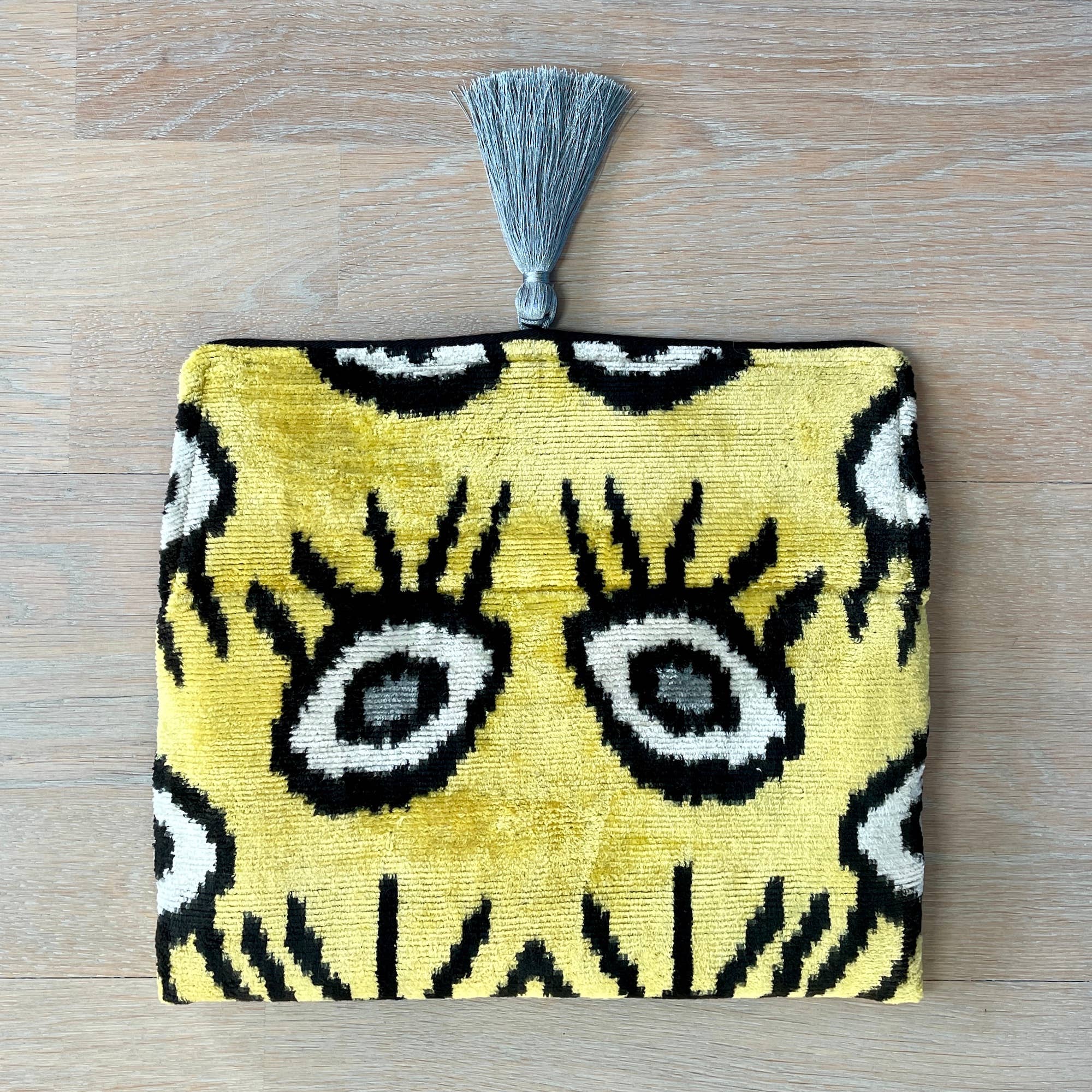 Mila∞Miro by Emelie - Vendita all'ingrosso Pochette - Donna - Borsa clutch Ikat con Occhio diabolico | Gialla3