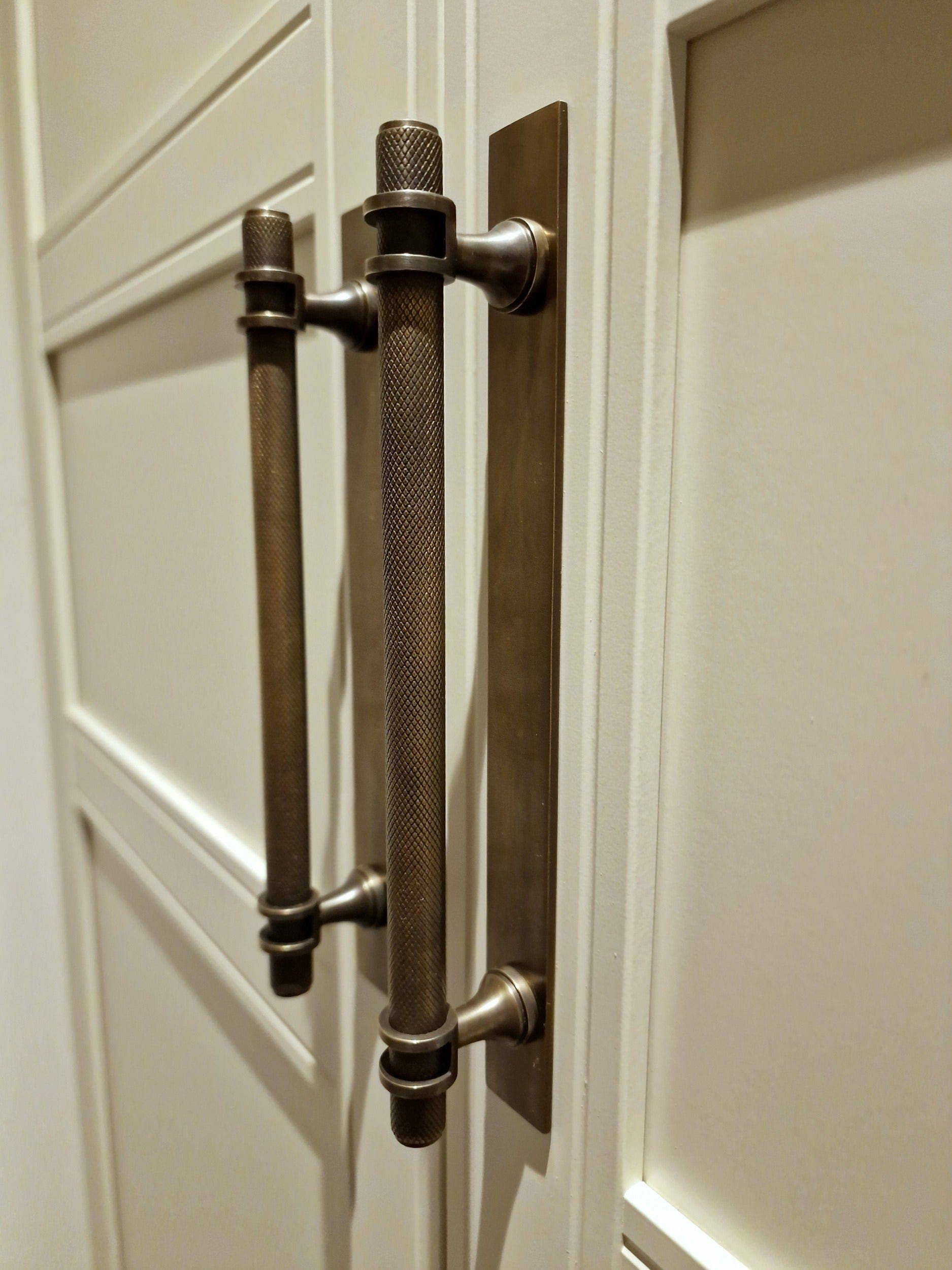 Brass bee – wholesale Knob/pull – Solid Brass Plain Kitchen Pull Handles & Knobs24