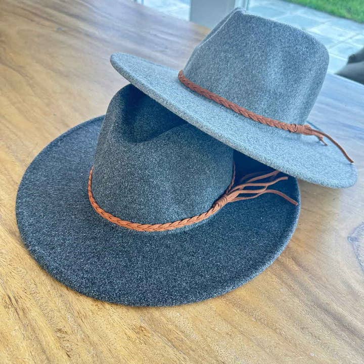Queens INC - Wholesale Fedora - Women's - Wide Brim Fedora Hat With suede Braide Belt