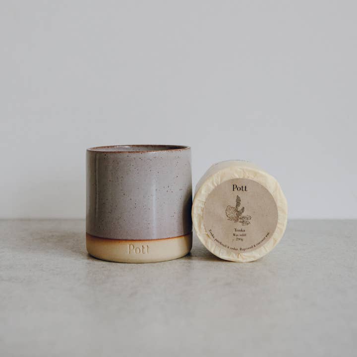 Pott – wholesale Jar/filled candle – Heather Candle With Tonka2