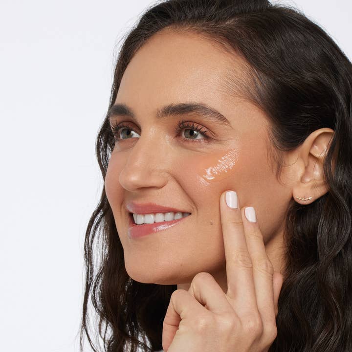 CLEARSTEM Skincare - Wholesale Facial Serum/Concentrate - CLEARITY® - "The Blackhead Dissolver"1