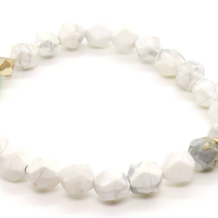 Vitt och grönt stretchigt armband för sommaren för wholesale av Jessica Santander