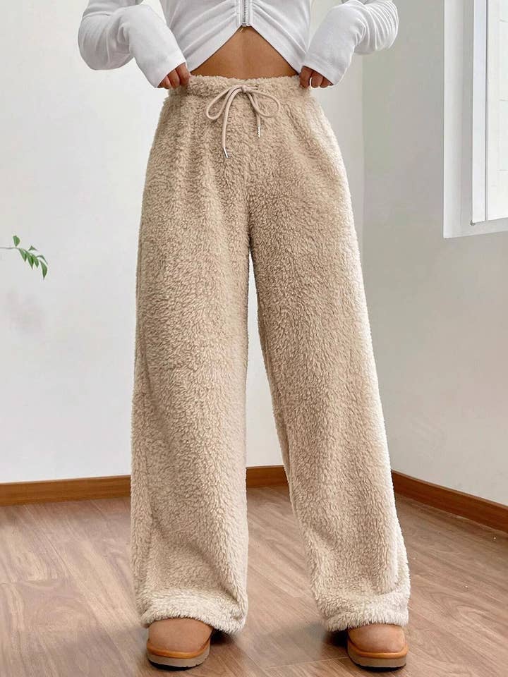 Lily Clothing - Wholesale Pants - Women's - Solid-color fashionable plush fleece pants1