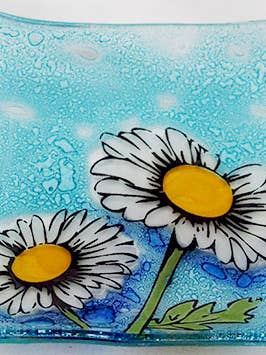 Daisy Square Plate / Dish for wholesale by Pampeana