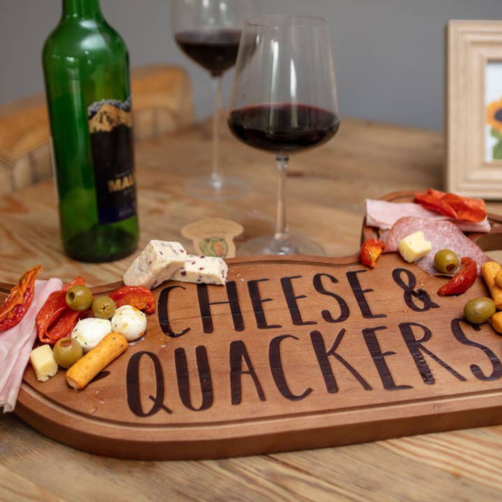 Boxer Gifts EU - Wholesale Cheese Board - Wooden Charcuterie Board - Cheese & Quackers1