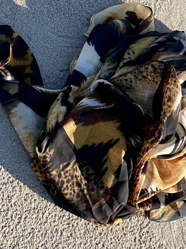 Sarong Saibh per la vendita all'ingrosso da parte di Avid Swim