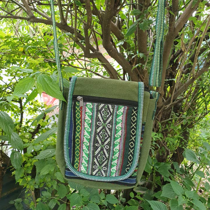 Fwosi – Großhandel Umhängetasche - Damen – Hippie-Tasche, Schultertasche aus Baumwolle. Handgemachte Patchwork-Tasche