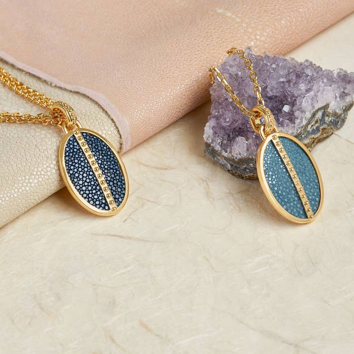 AVA Pendant 18 K Yellow Gold Pendant Custom Shagreen Inlay for wholesale by VIVO