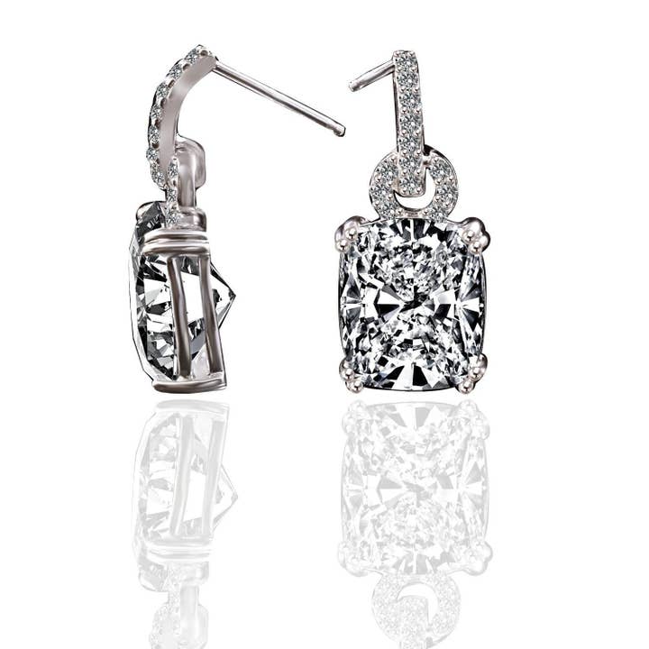Boucles d'oreilles en argent sterling avec placage de diamants TW 8 carats et zircone cubique. 635E10784 pour la vente par Diamond Veneer Travel Jewelry