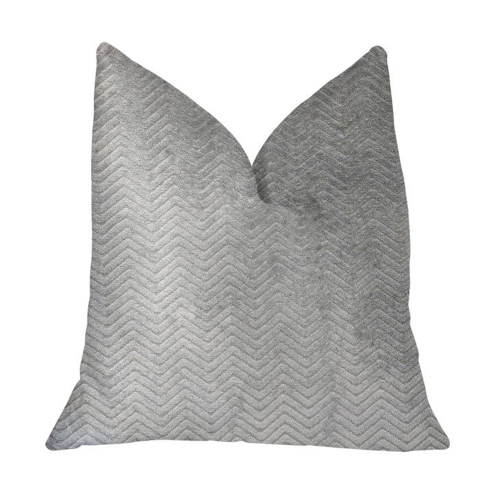 Coussin de luxe gris lune argenté et argenté pour la vente par Plutus Home Brands