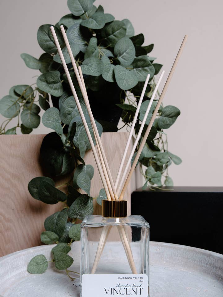 Diffuseur de Parfum Signature 8oz Vincent Reed pour la vente par Vincent