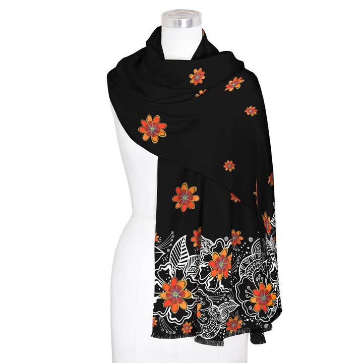 Châle en soie mélangée Orange Blossoms de Laurel Burch – Étole légère et élégante pour femmes pour la vente par Apparel Now