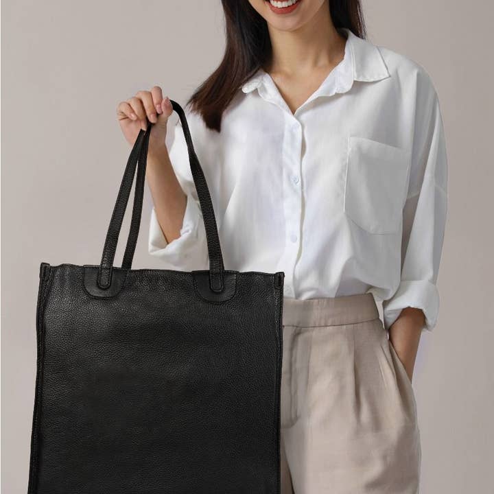 Vic Sustainable Leather Tote Bag for wholesale by Vaan & Co.