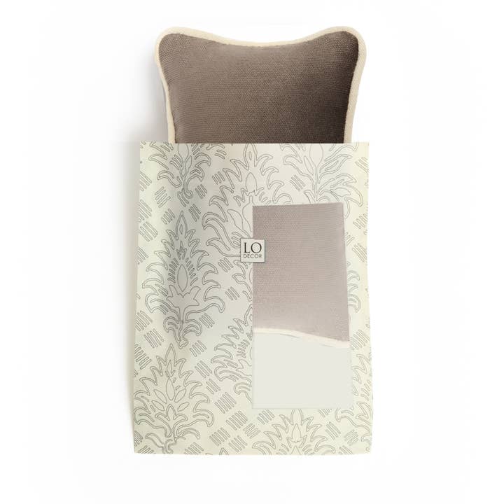 Gåvan Microkudde Sammet Grå Med Vit Passpoal för wholesale av Lo Decor