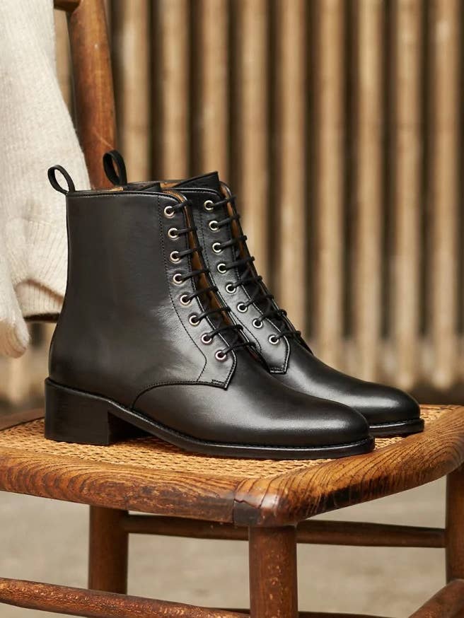 Heeled Combat boots Solène - Black for wholesale by Pied de Biche