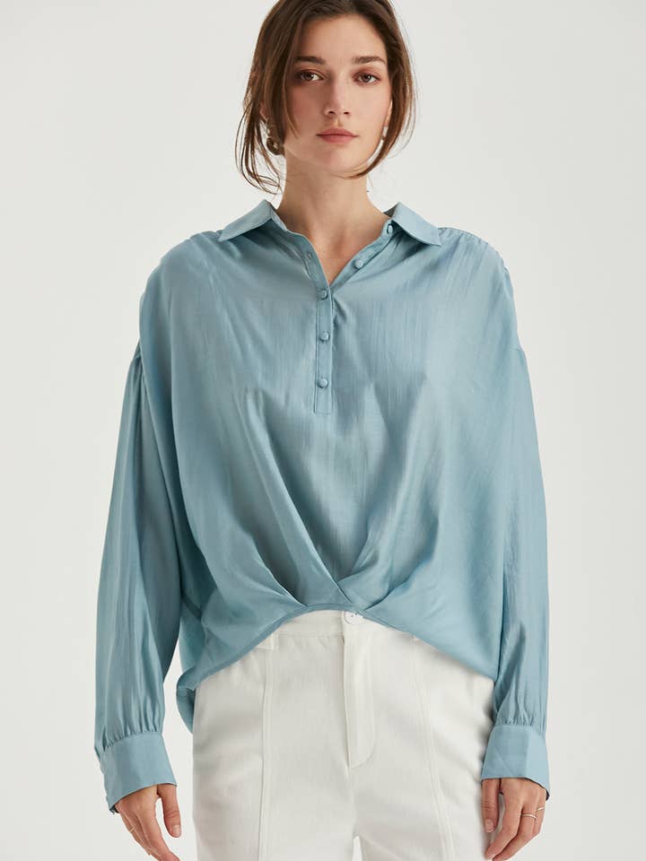 CT8774 - Top en tissu surplissé Maeve pour la vente par Crescent