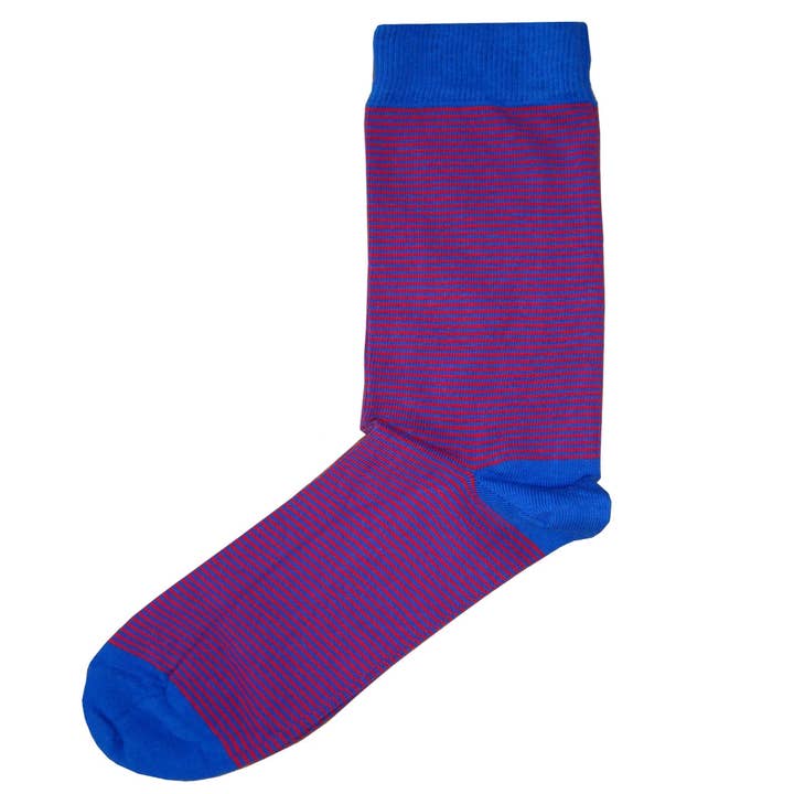 Chaussettes en coton à rayures étroites - Bleu royal et rouge pour la vente par Bassin And Brown