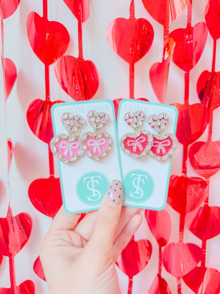 Elsker dig perlehjerter for engroshandel hos Taylor Shaye Designs