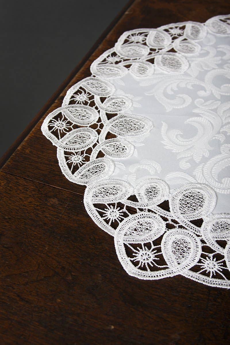 Xia Home Fashions & Manor Luxe – wholesale Placemat – 15" Round Antebella Lace Embroidered Placemats - Set of 42