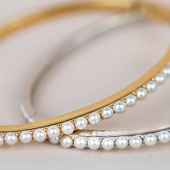 Oval Pearl Bangle for wholesale by Pearl & Queenie