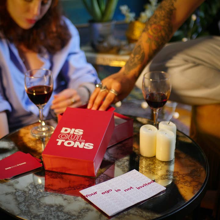 Gender Games - Wholesale Card Game - Discultons - board game discussion sexuality - FRENCH5