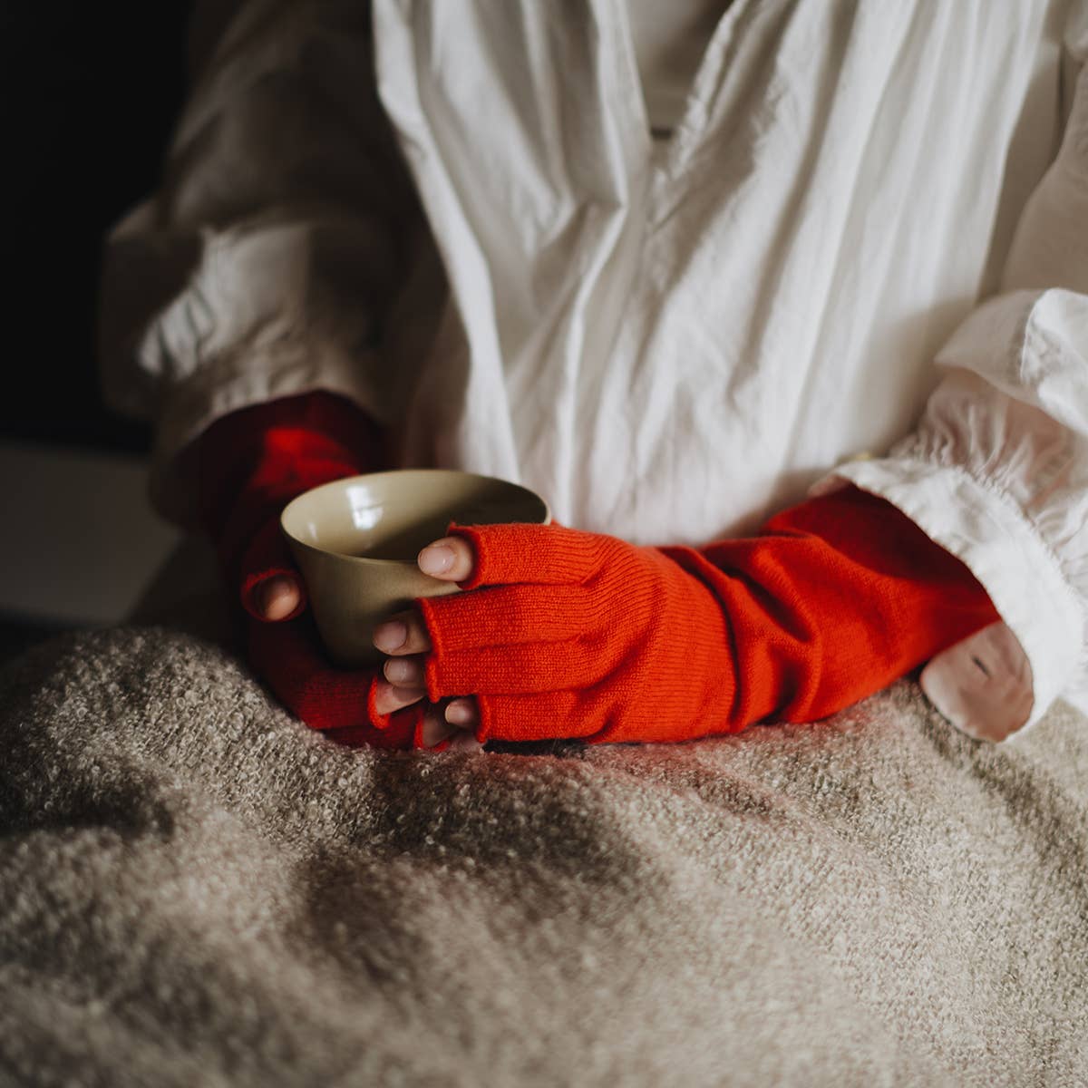 NISHIGUCHI KUTSUSHITA - Vendita all'ingrosso Manicotti - Unisex - Scaldabraccia in lana 100% NK01148