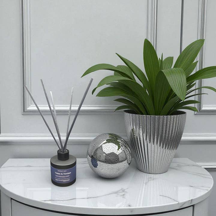Tides and Timber Reed Diffuser for wholesale by Nóisin íon