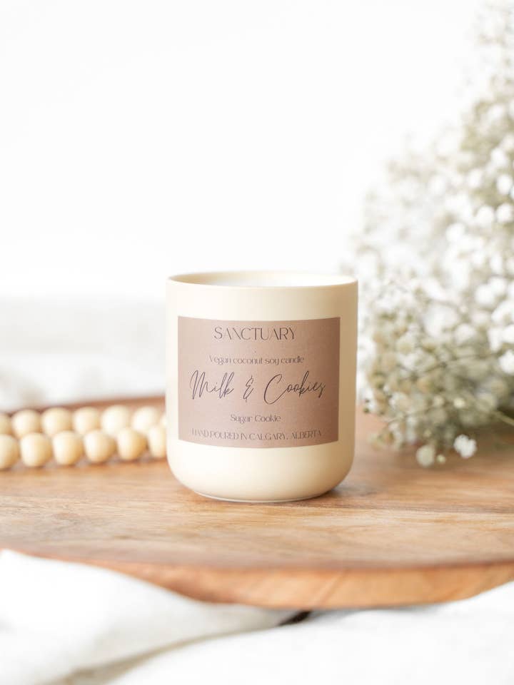 Lait & Biscuits pour la vente par Sanctuary