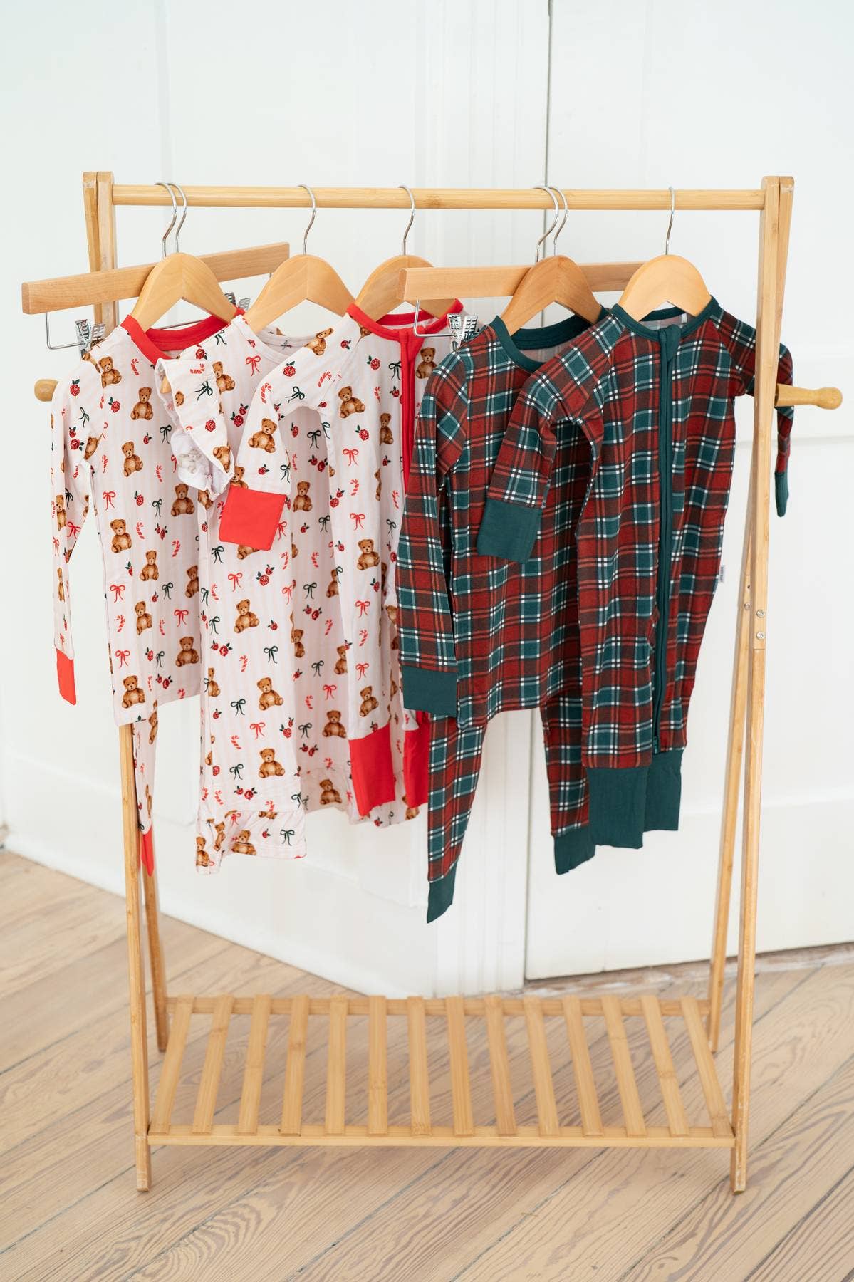 Boosh Baby - Wholesale Sleepsuit - Baby - Teddy Bear Christmas Collection 🎄🧸✨| Zippy Convertible PJ6