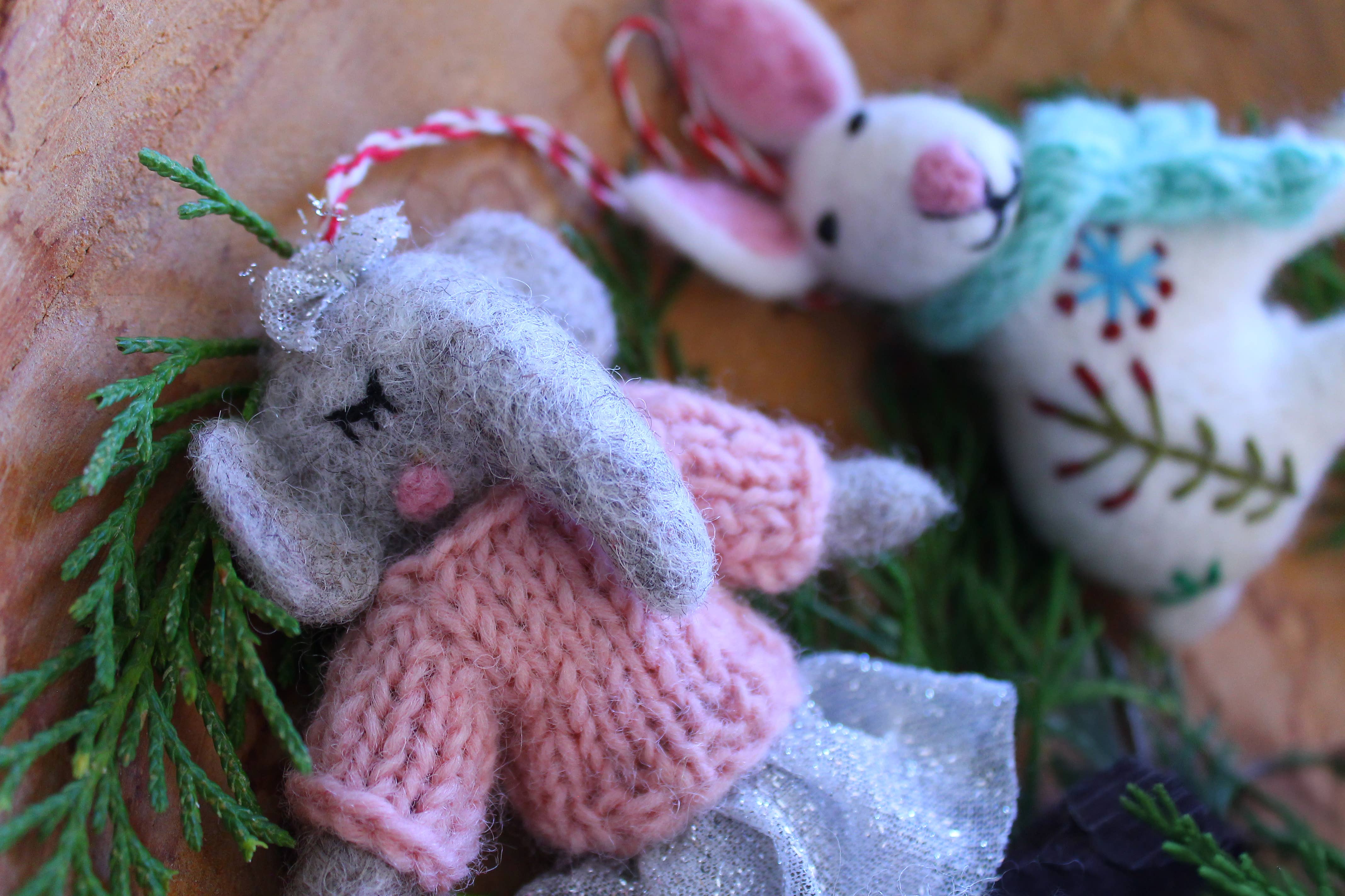 Fiona Walker England - Wholesale Christmas Decoration - Elephants Hanging Decorations - 2 Designs1