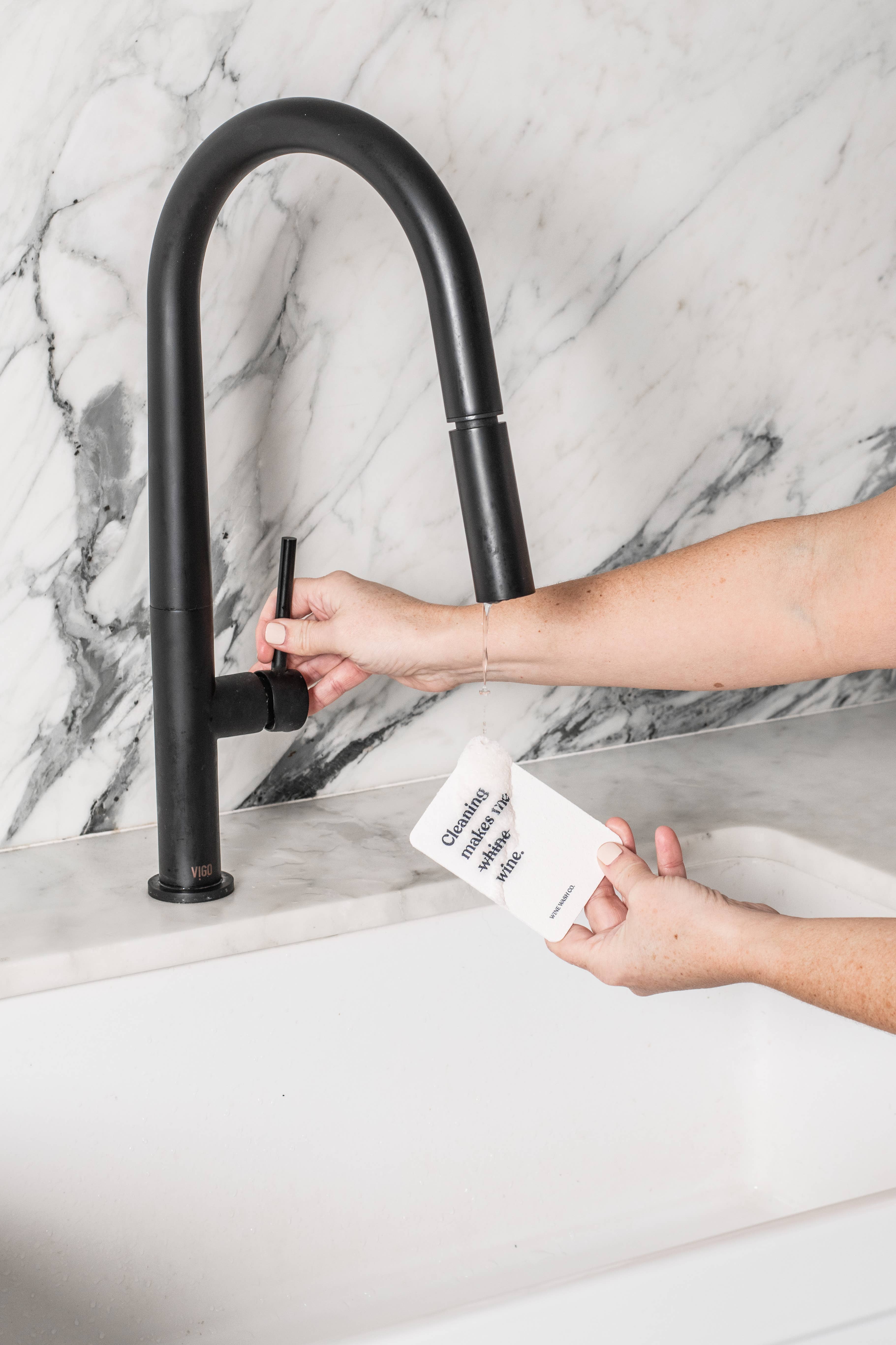 Wine Wash Co. – Großhandel Reinigungsschwamm – Biologisch abbaubarer Pop-Up-Schwamm — Mix Case7