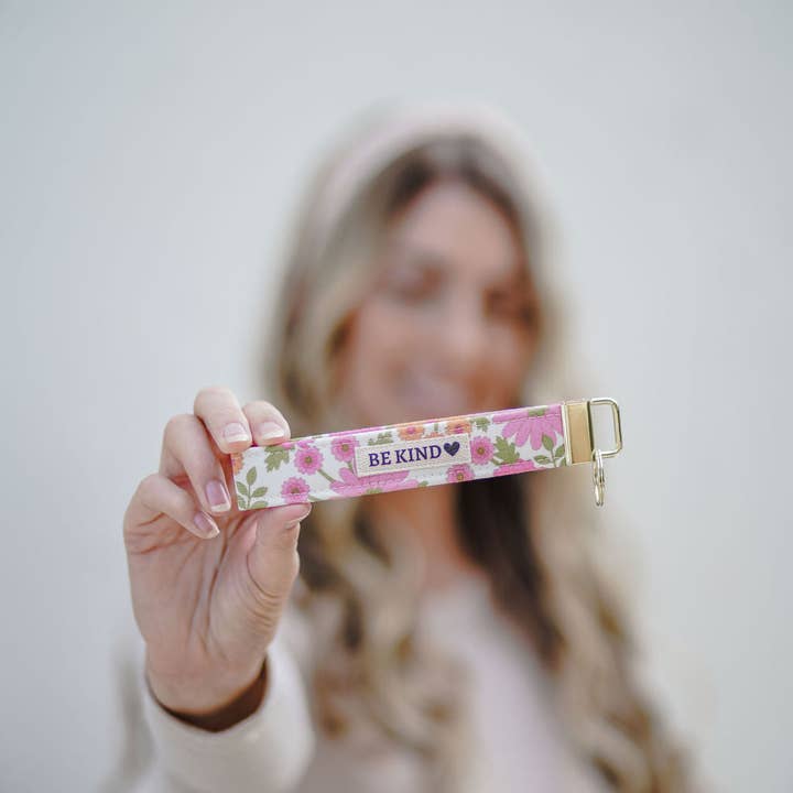 Kiki & Co. - Wholesale Keychain – Women's - Keychain - Vintage Floral2