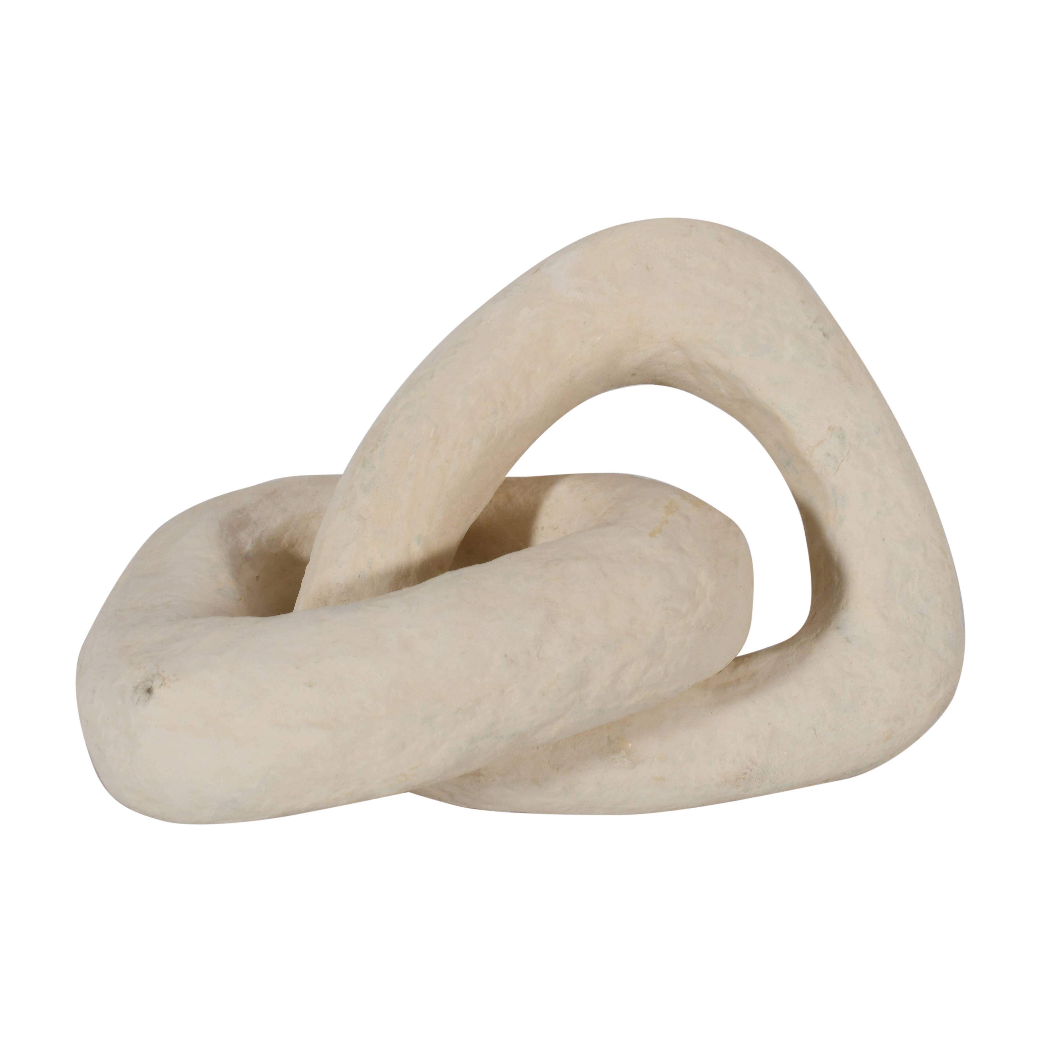 off white Paper Mache Chain Dia 6" & H 3" for wholesale on Faire2