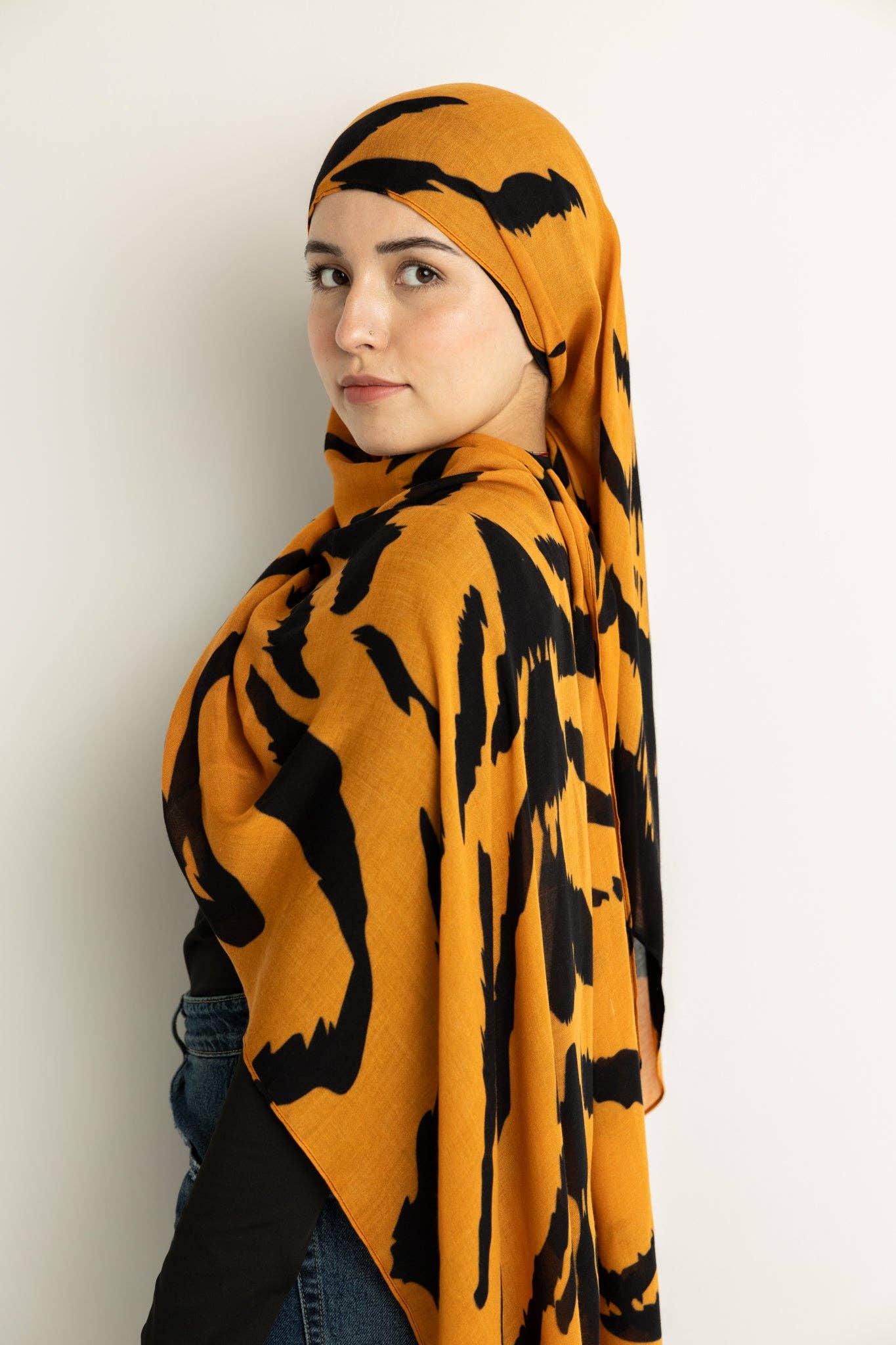 Bella Hijabs - Wholesale Hijab - Women's - Modal Hijab - Tiger Stripes3