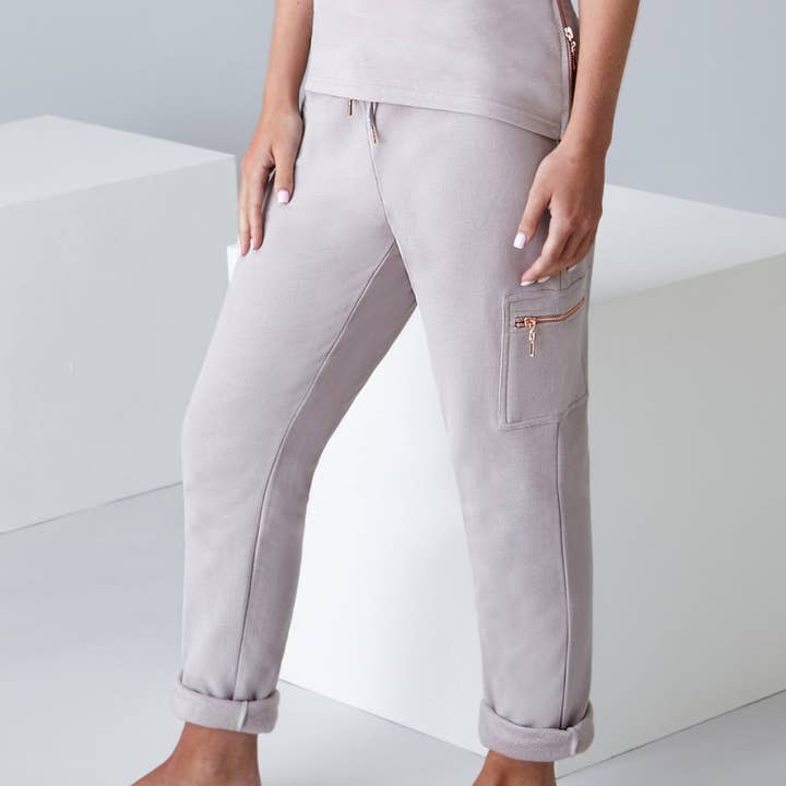 Doven – wholesale Lounge Sweatpants/jogging bottoms – Women's – Helvi Combat Joggers - Clay1