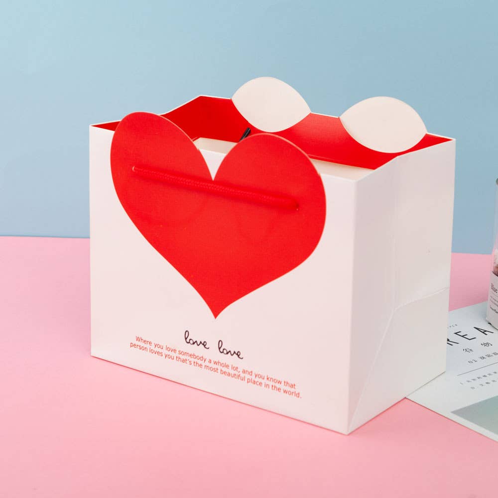 ByHome - Wholesale Gift Bag - Dual-Colored LOVE Heart Shape Gift Bag w/ tissue 0