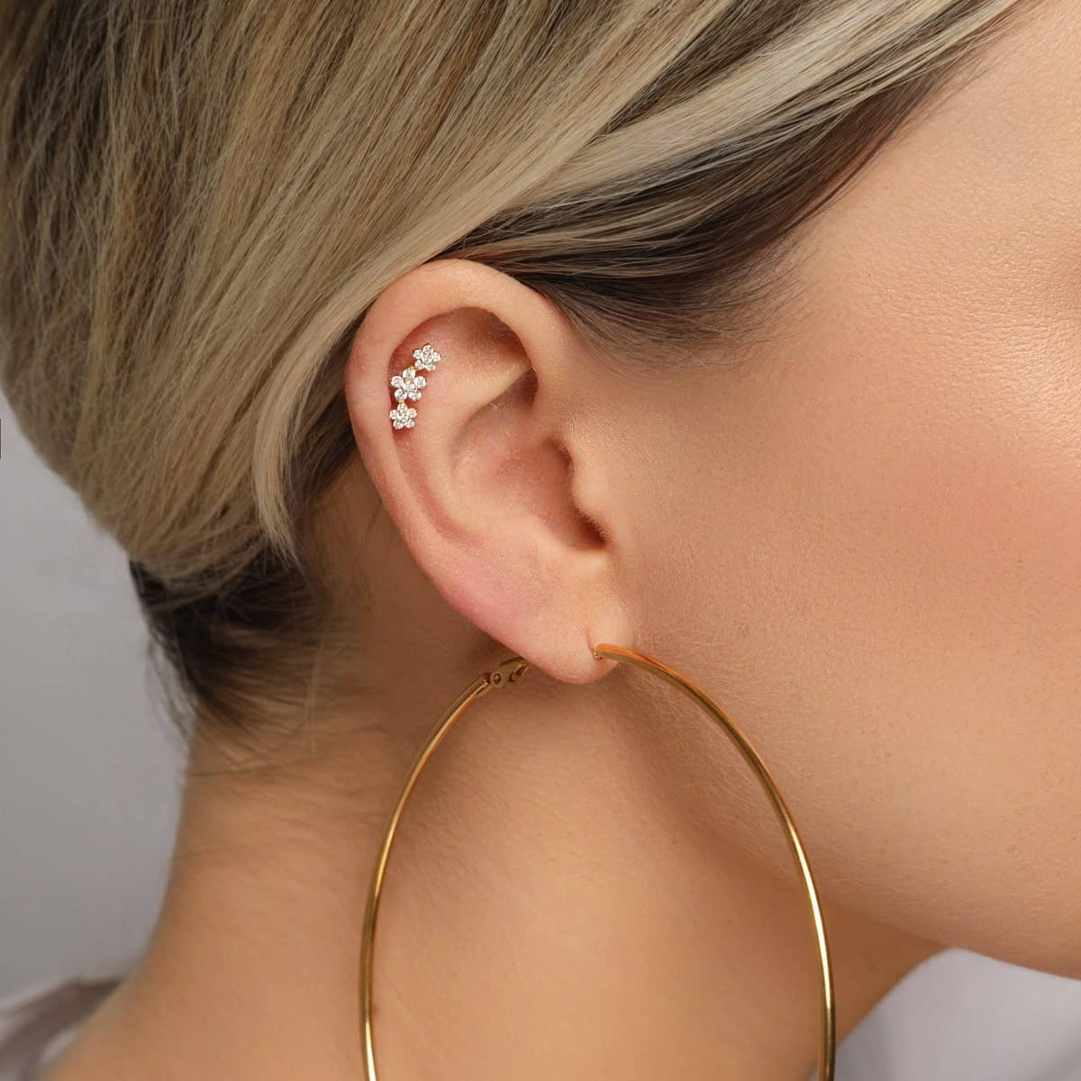 Schmuckgroßhandel - Wholesale Single Earring - Flowerish Piercing | Titanium1