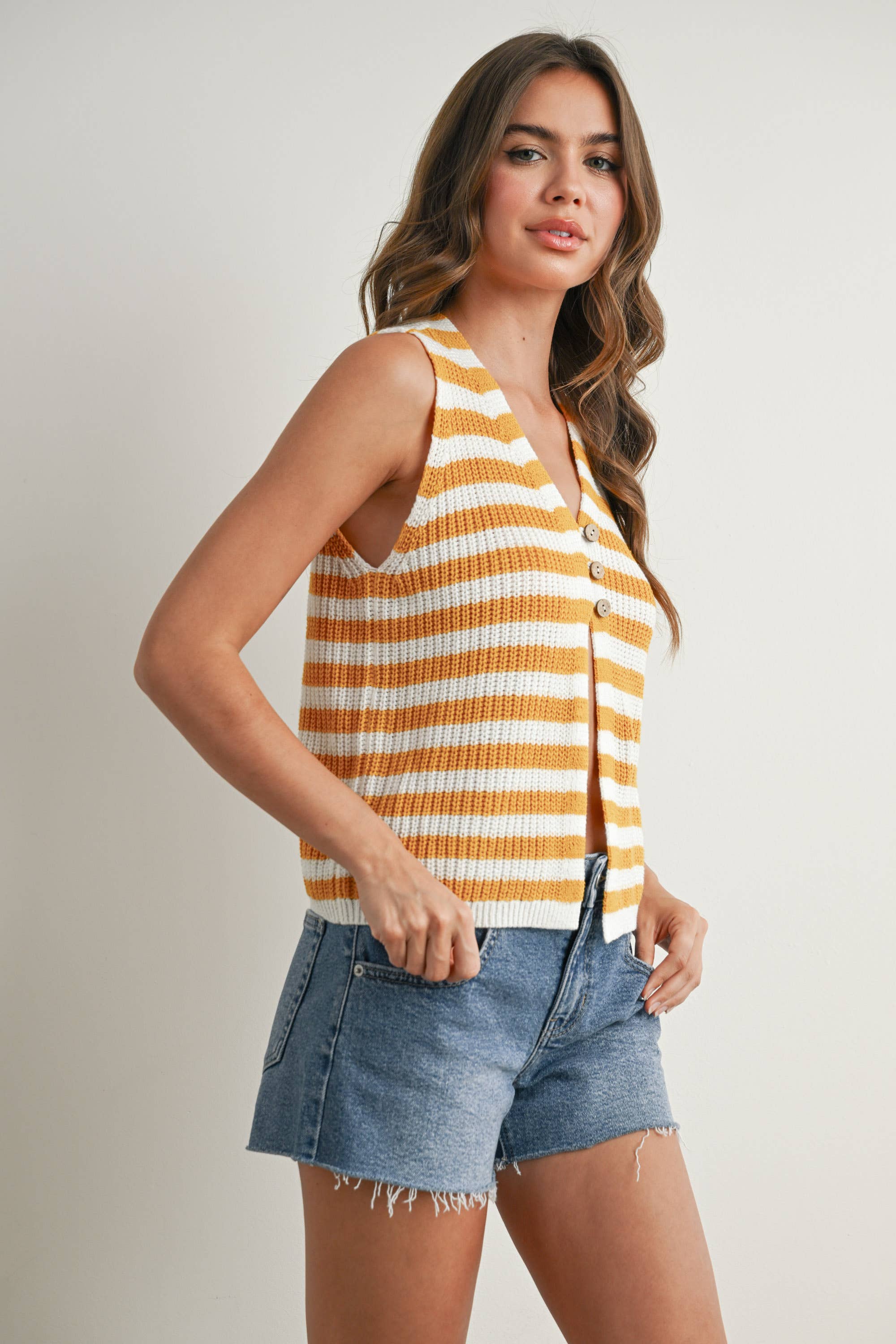 BUTTERMELON - Wholesale Sweater Vest - Women's - Striped Button-Front Sweater Vest - BMW773312