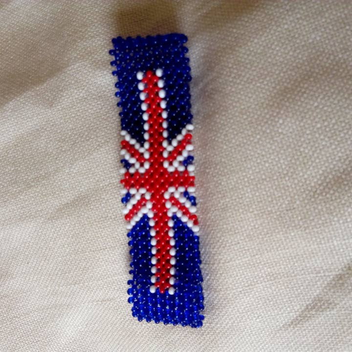 Delight merchants – wholesale Beaded bracelet – Beaded British flag bracelet made in Kenya by the Masaai/Maasai/masai community3