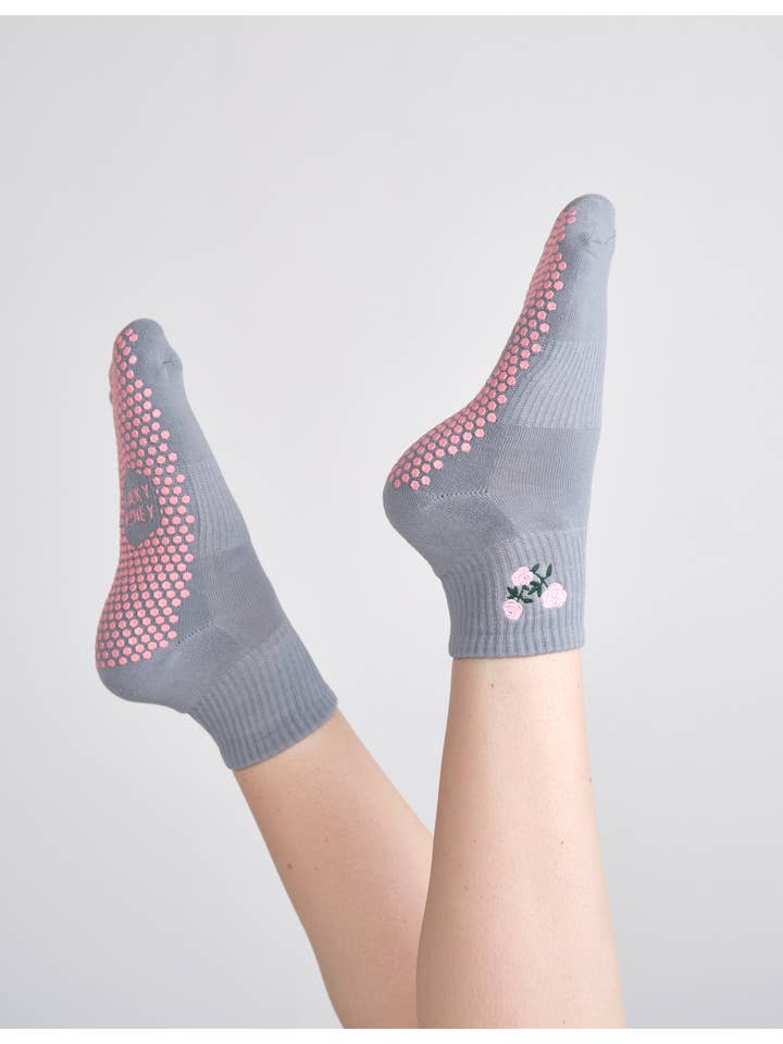 LUCKY HONEY - Wholesale Socks - Women's - The Harlow Grip Sock10