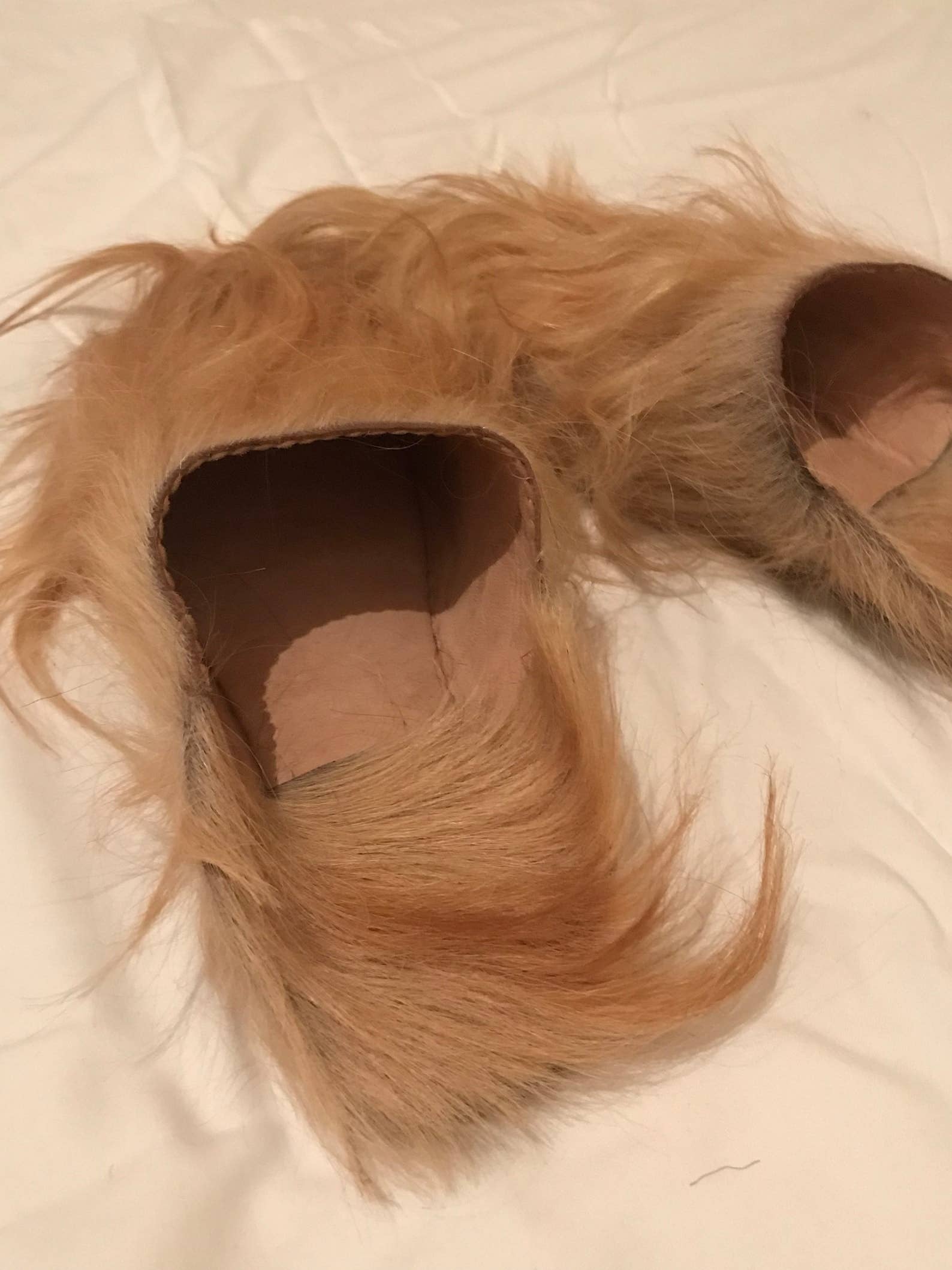 MARRAKECH METACRAFT LTD – Großhandel Hausschuhe – Damen – Marokkanische Damenpantoffel aus Ziegenhaar - Camel1