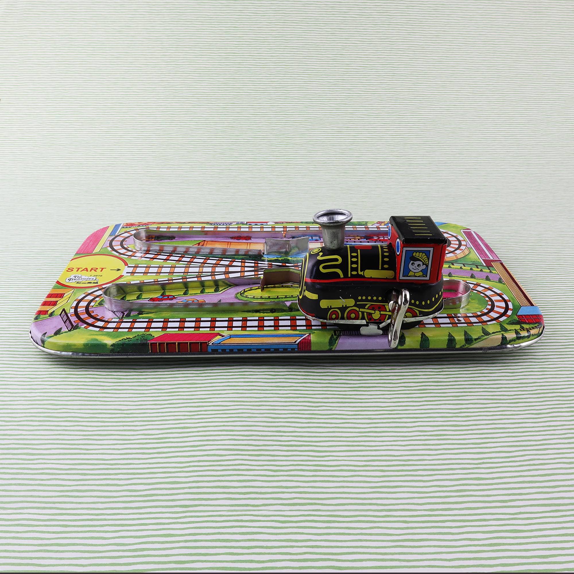 Tribal Trade GmbH - Wholesale Toy Set - Kids - Tin toy playtrack modern train set with locomotive sheet11