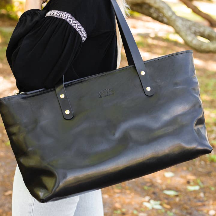 Draagtas met ritssluiting voor wholesale door La Mucca Leatherworks