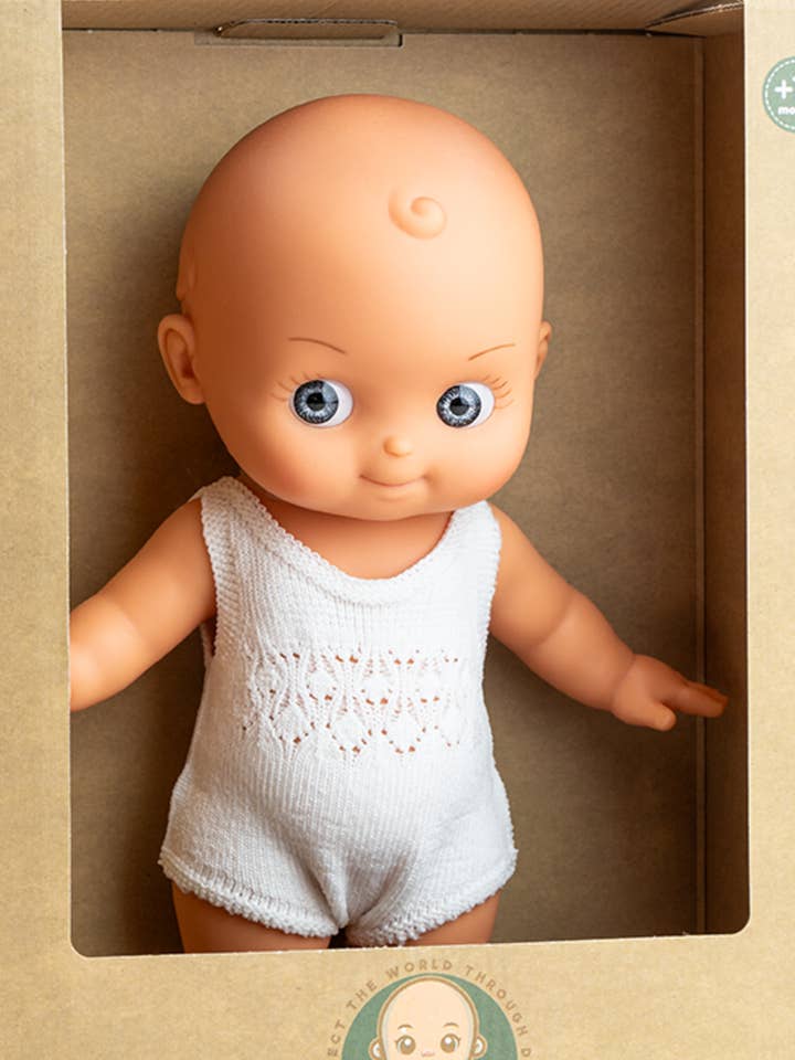 Poupée Mini Pancha - Combinaison blanche - Paola Reina pour la vente par Shine on me Distribution