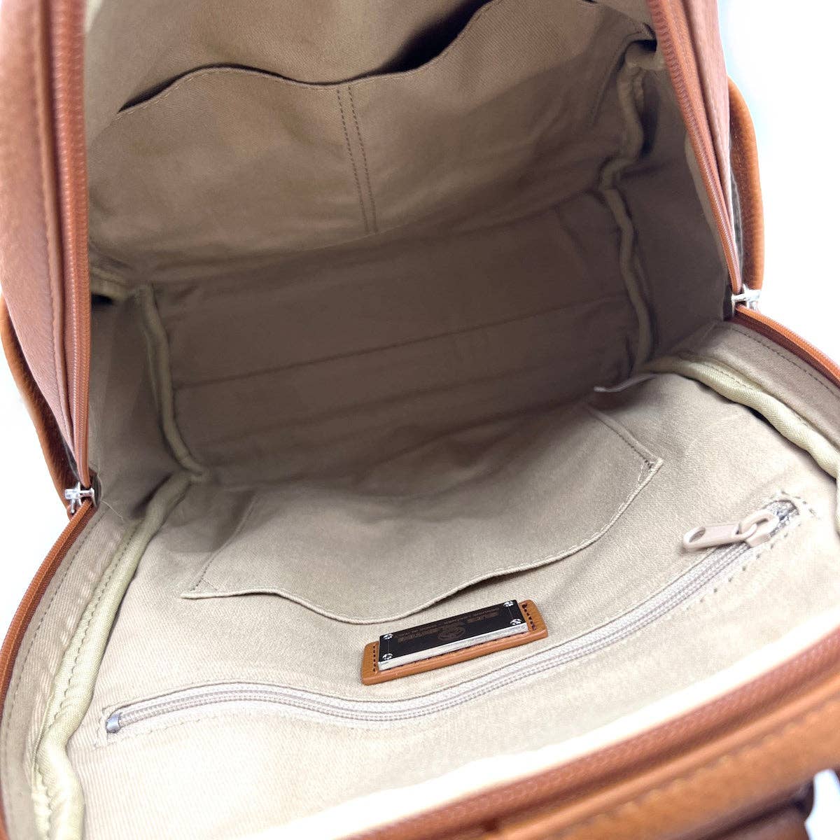 Suie Valentini srl - Wholesale Backpack - Women's - Genuine leather backpack, Suie Valentini,  Made in Italy, art. 2406.5002