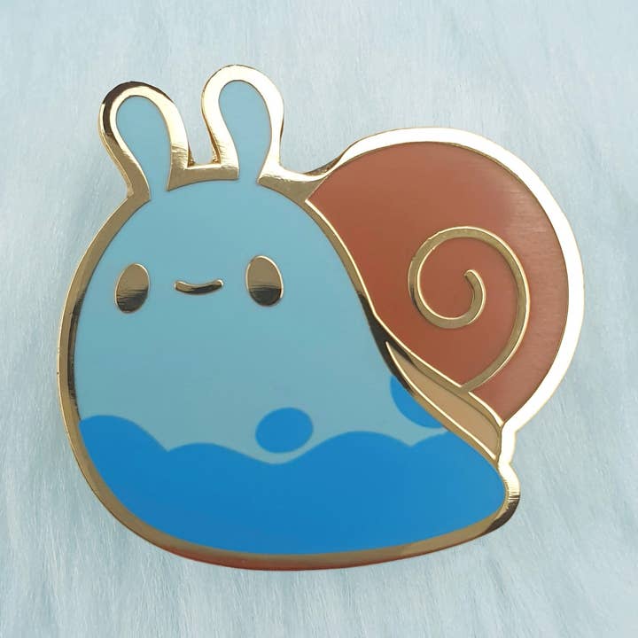 Snail Enamel Pin for wholesale by PINSTACHIIO