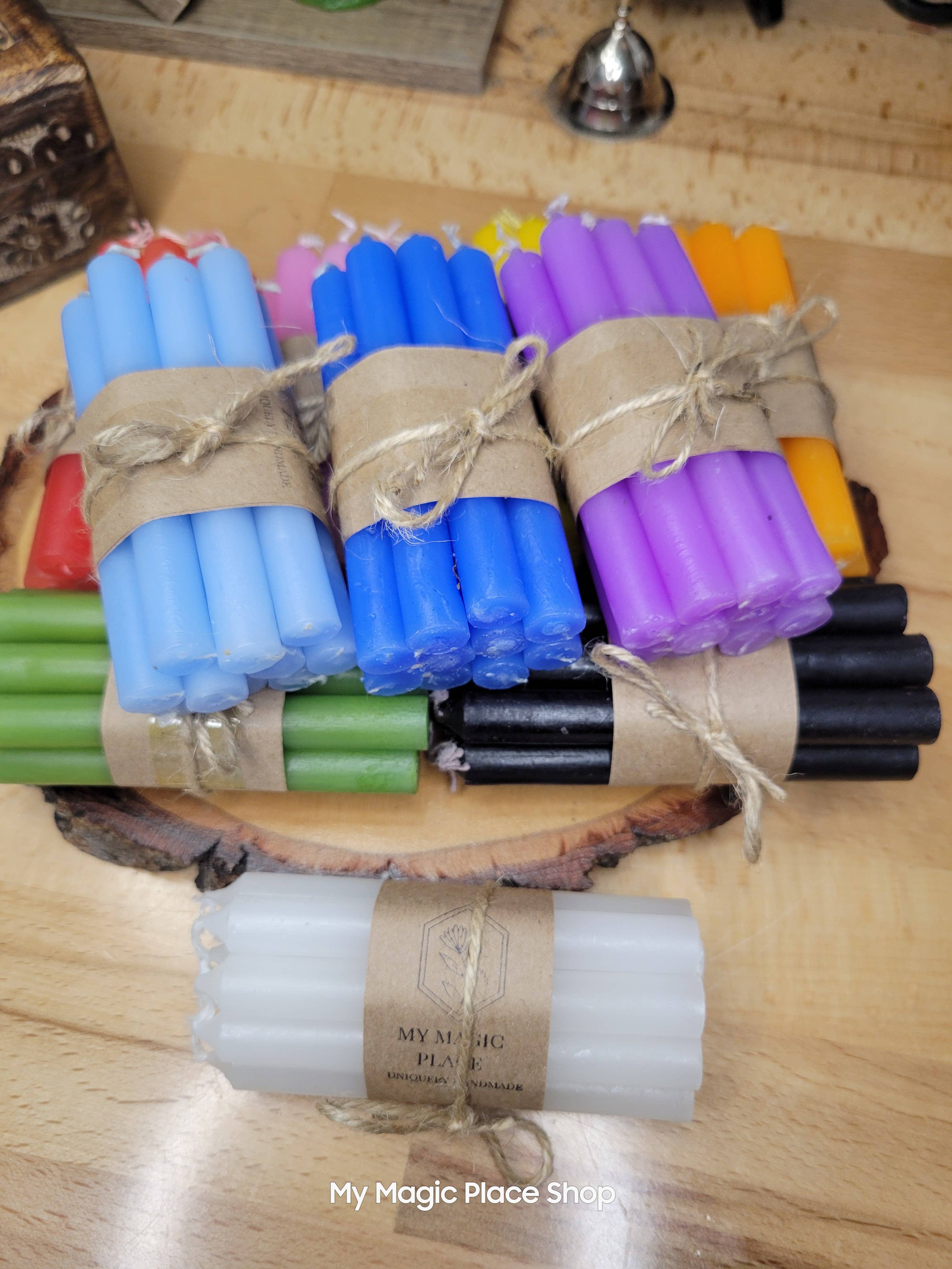 My Magic Place Shop - Vente Bougies/bougeoirs coniques - Lot de 10 bougies magiques colorées, bougie carillon 4 pouces7