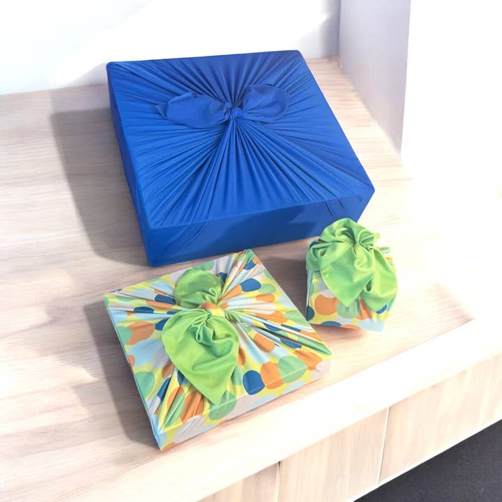 Shiki Wrap - Wholesale Flat Wrap - Set of 3 (S, L, XL) Reusable Cloth Furoshiki Gift Wrap | Polka Dot & Deep Blue2